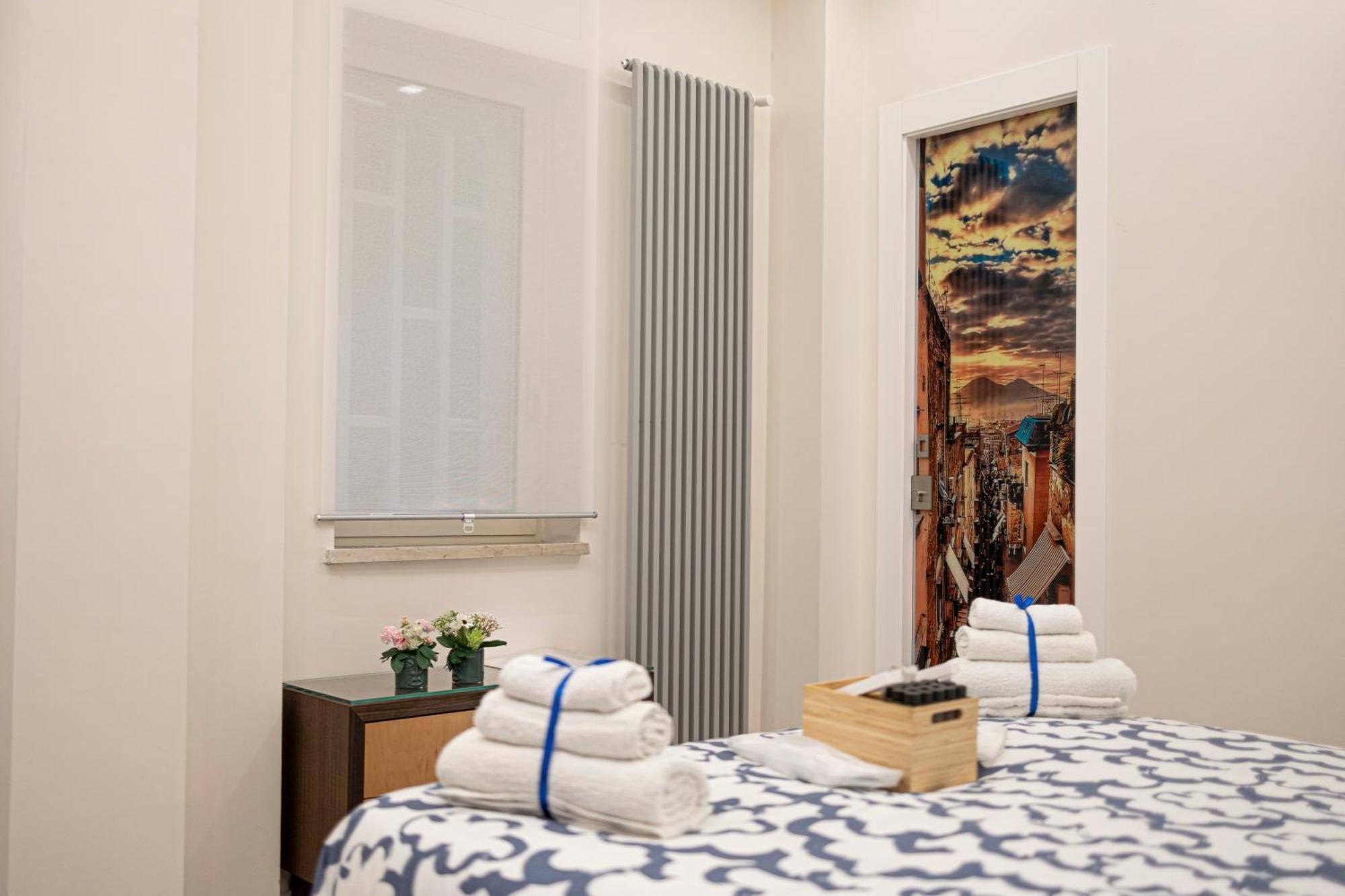 Serenity Naples Luaran gambar